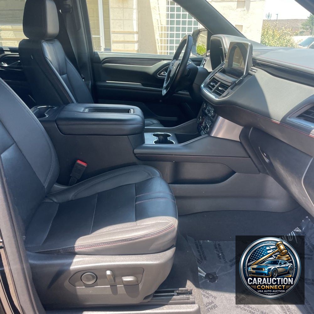 2023 Chevrolet Suburban RST