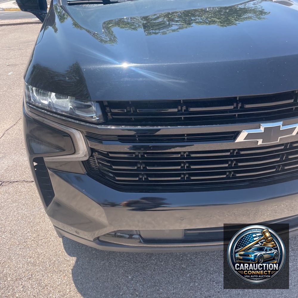 2023 Chevrolet Suburban RST