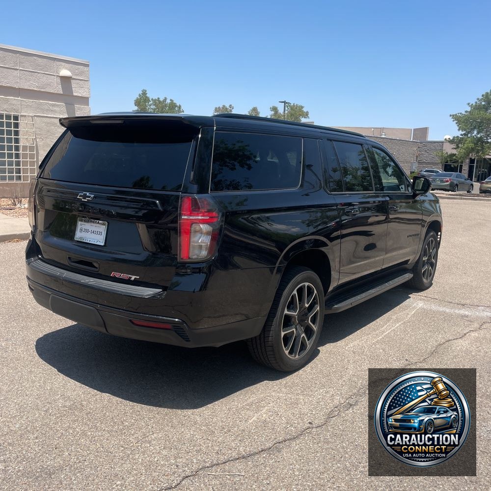 2023 Chevrolet Suburban RST
