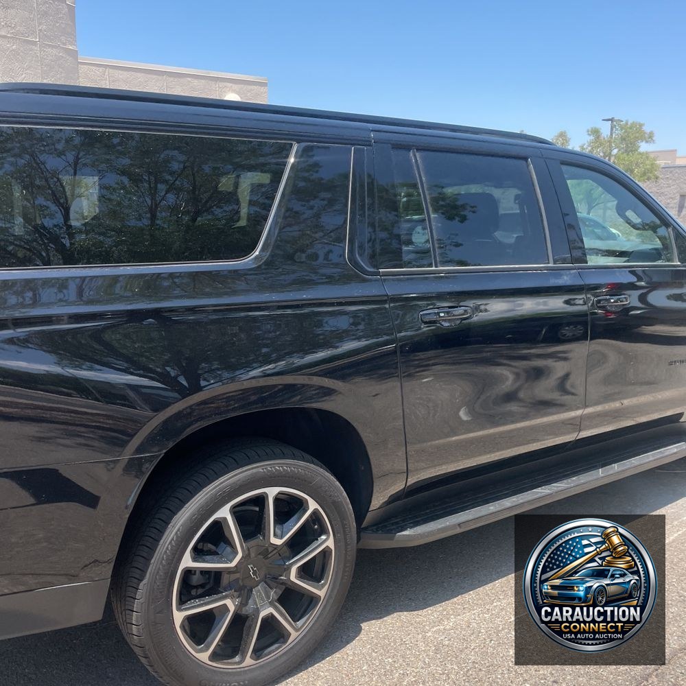 2023 Chevrolet Suburban RST