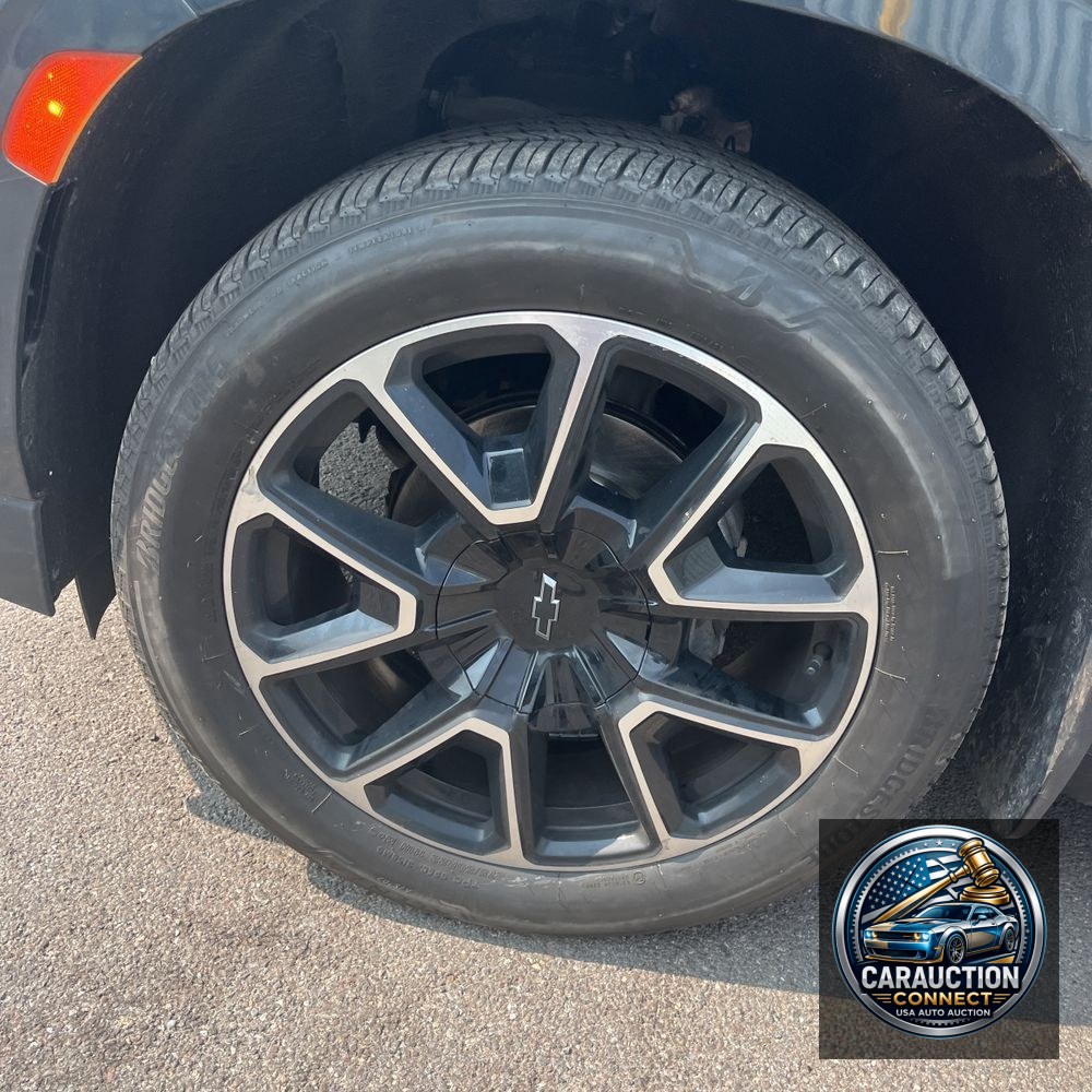 2022 Chevrolet Suburban RST