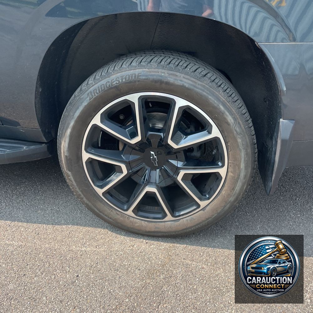 2022 Chevrolet Suburban RST