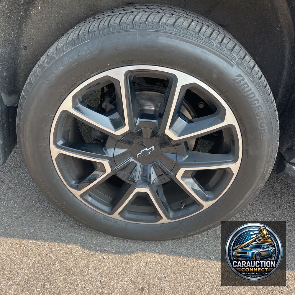 2022 Chevrolet Suburban RST
