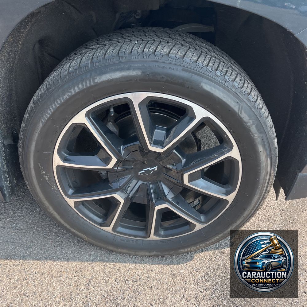 2022 Chevrolet Suburban RST