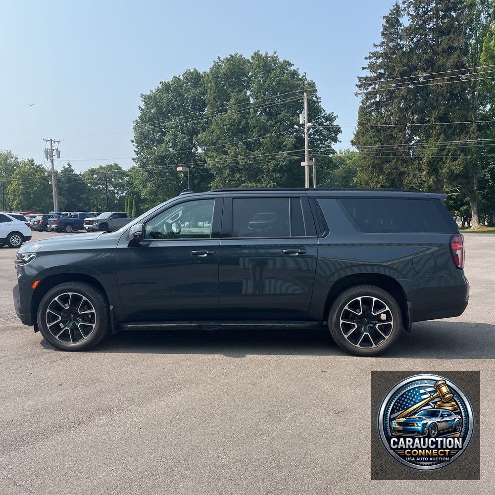 2022 Chevrolet Suburban RST