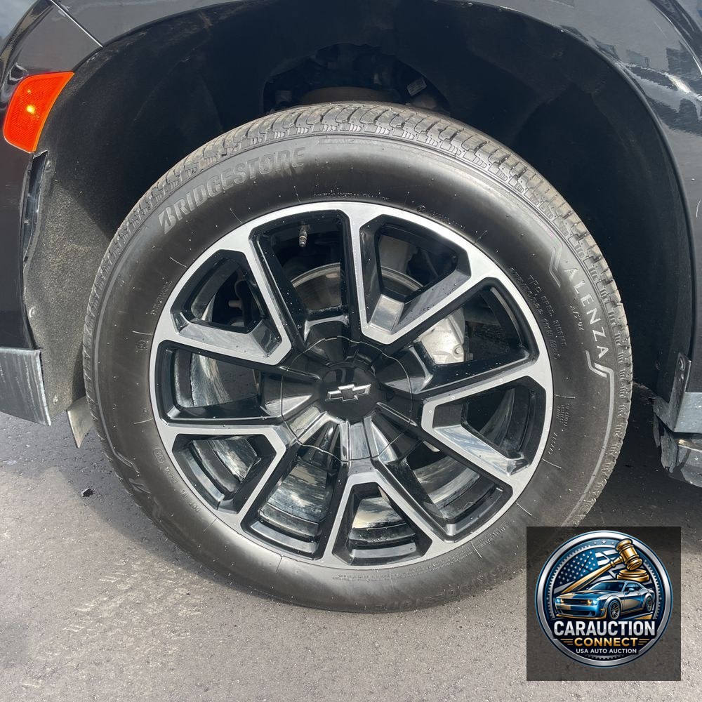 2024 Chevrolet Suburban RST