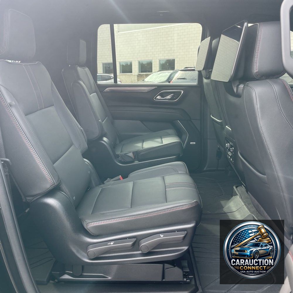 2024 Chevrolet Suburban RST