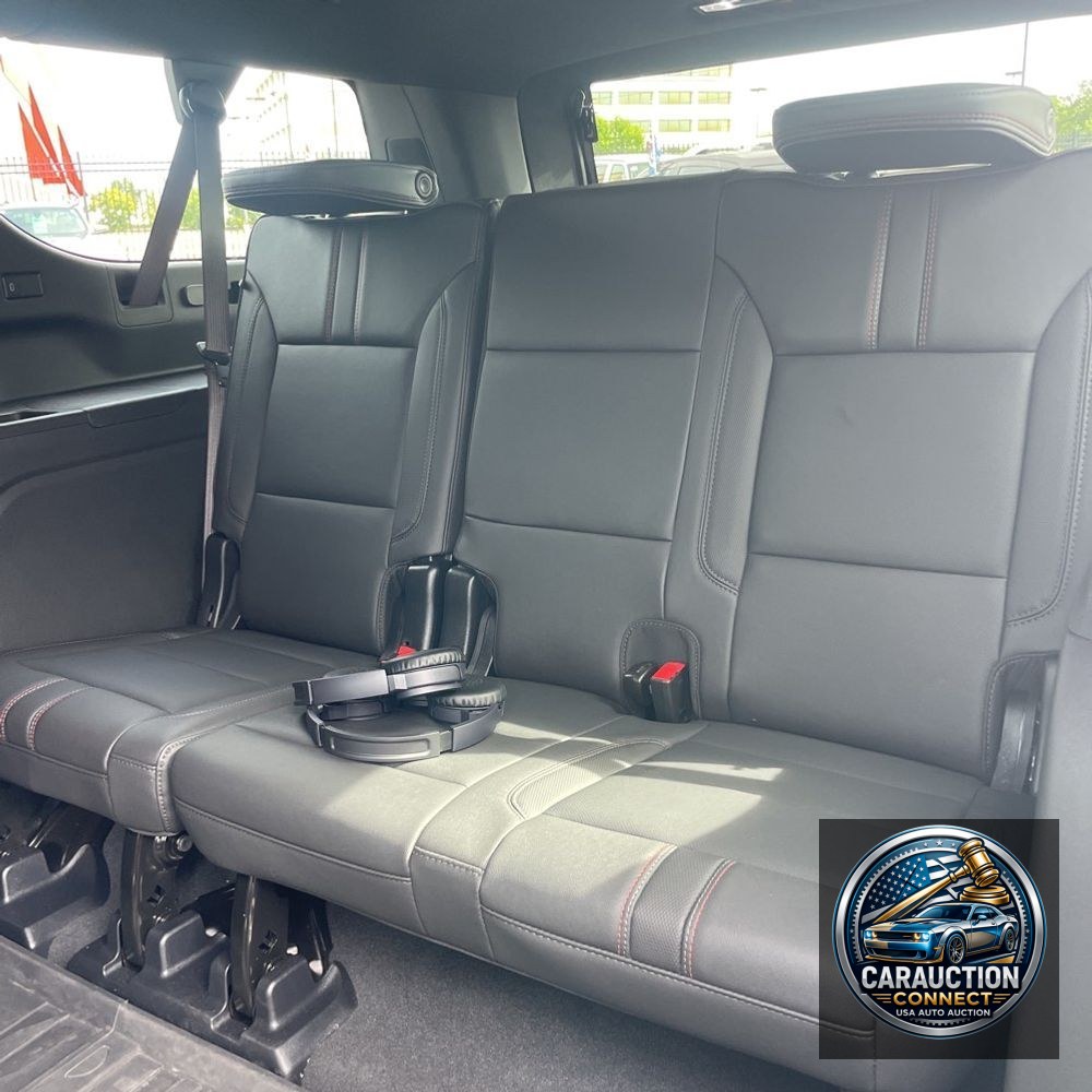 2024 Chevrolet Suburban RST