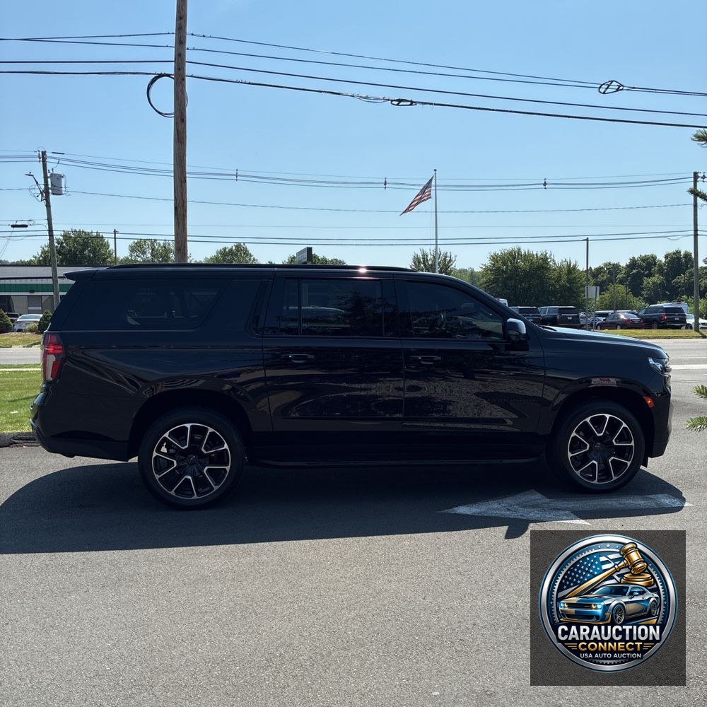 2024 Chevrolet Suburban RST