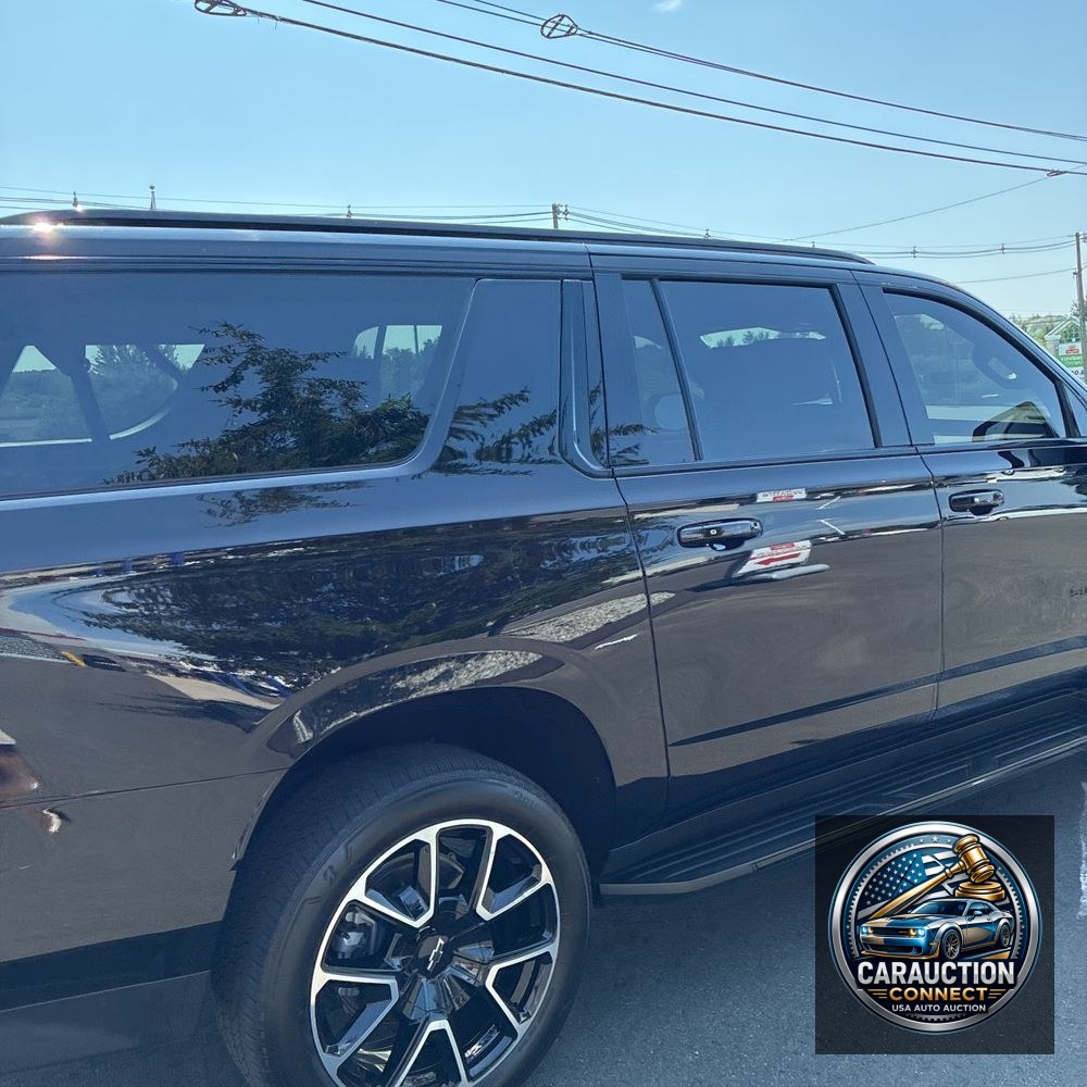 2024 Chevrolet Suburban RST
