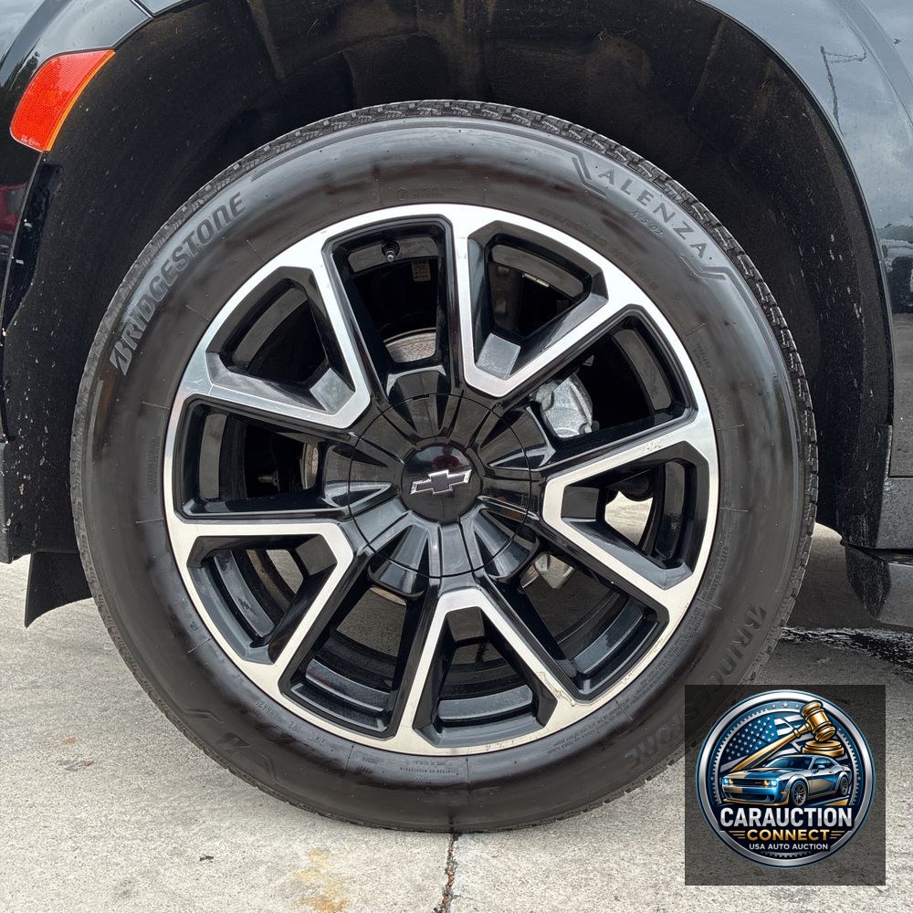 2022 Chevrolet Suburban RST