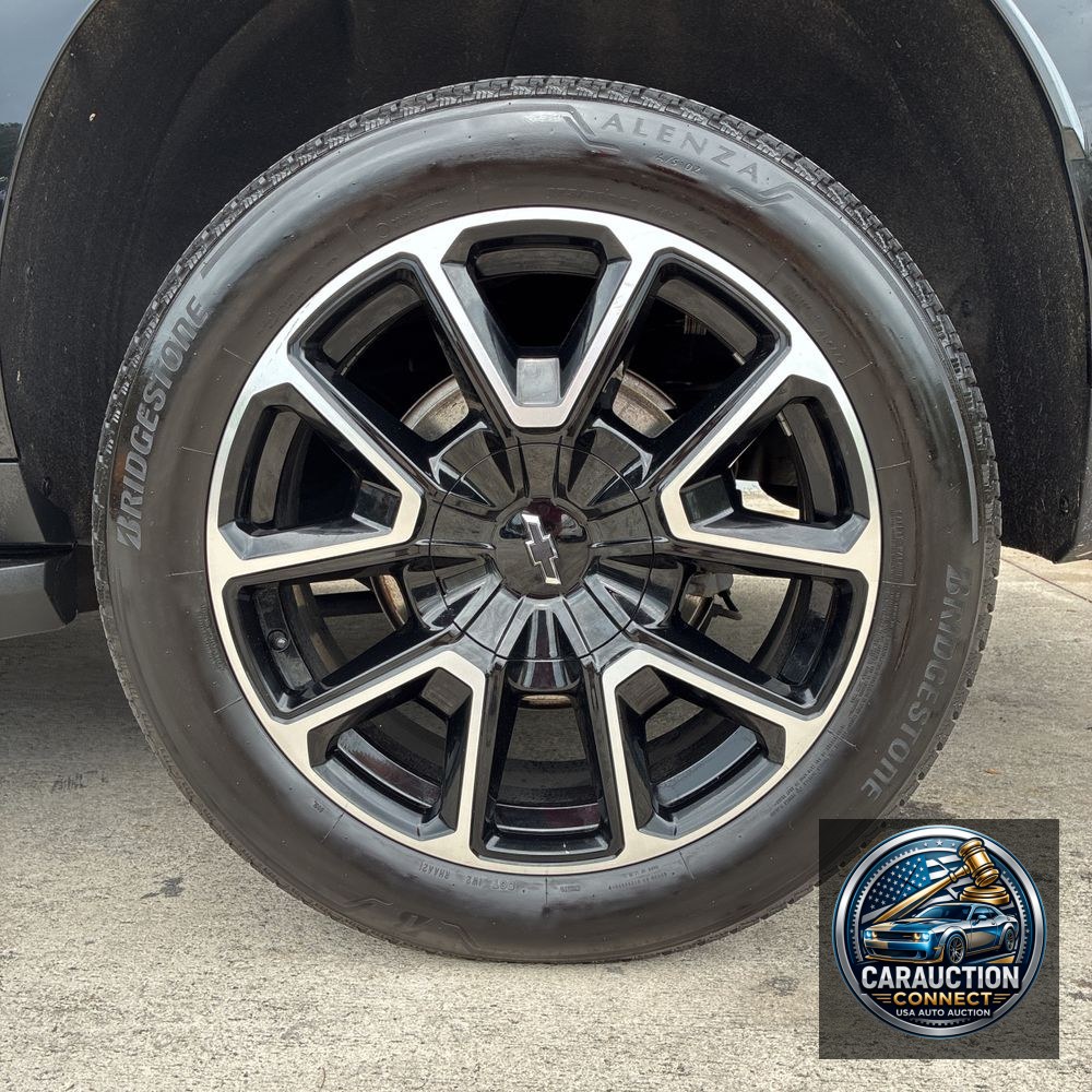 2022 Chevrolet Suburban RST
