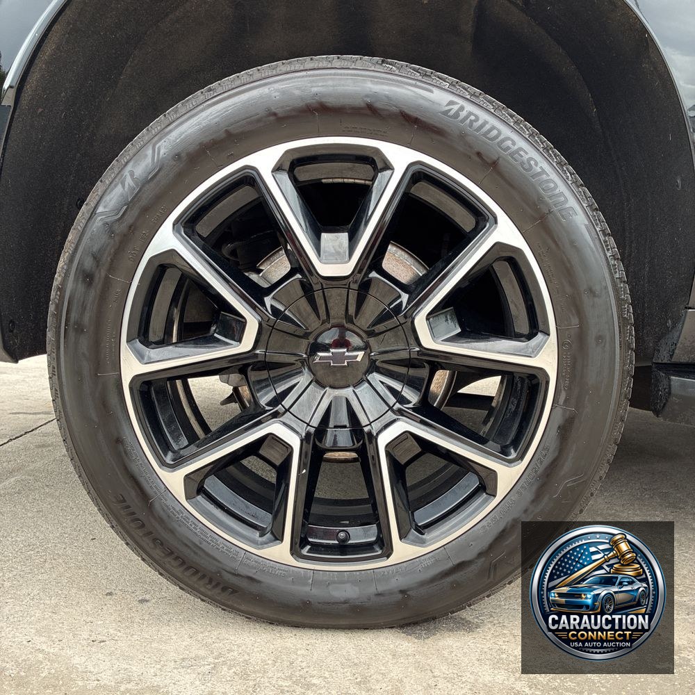 2022 Chevrolet Suburban RST
