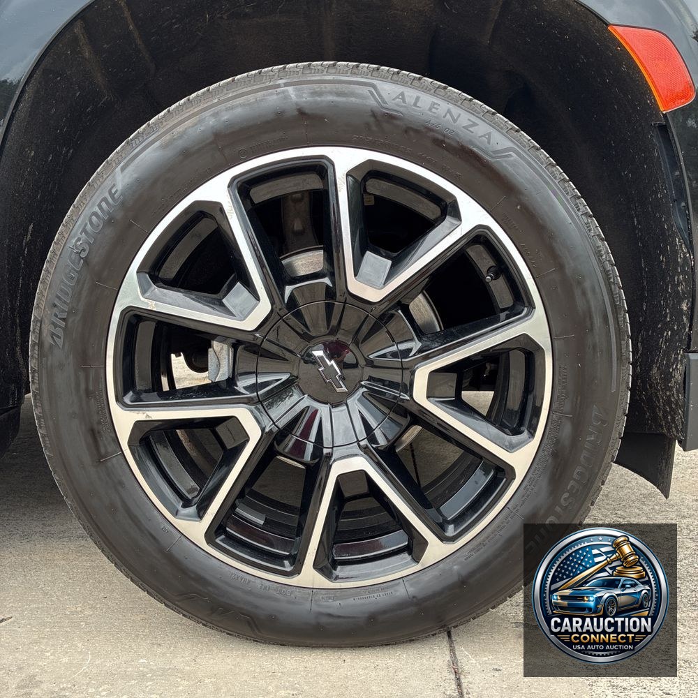 2022 Chevrolet Suburban RST