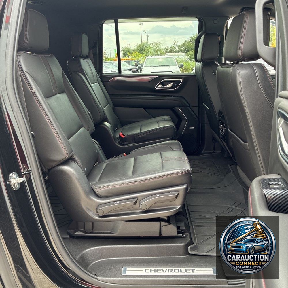 2022 Chevrolet Suburban RST