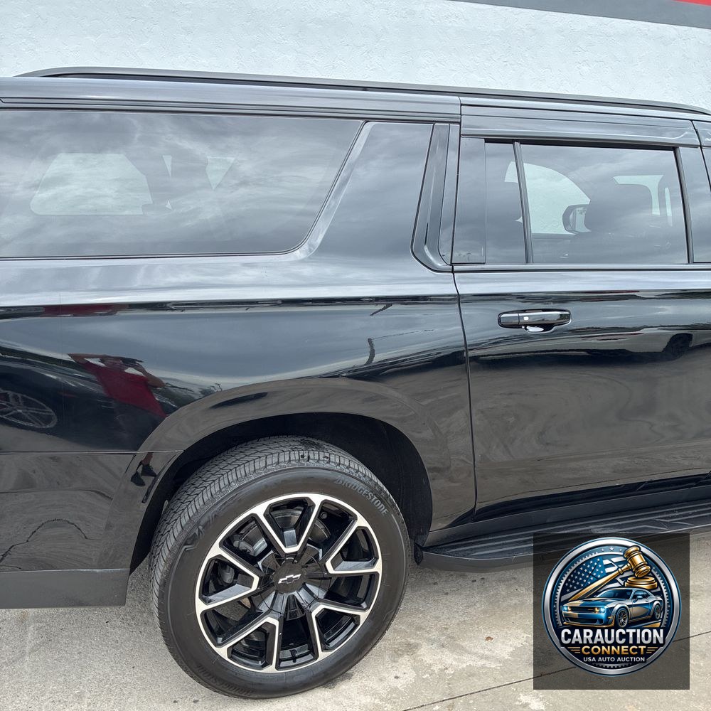 2022 Chevrolet Suburban RST
