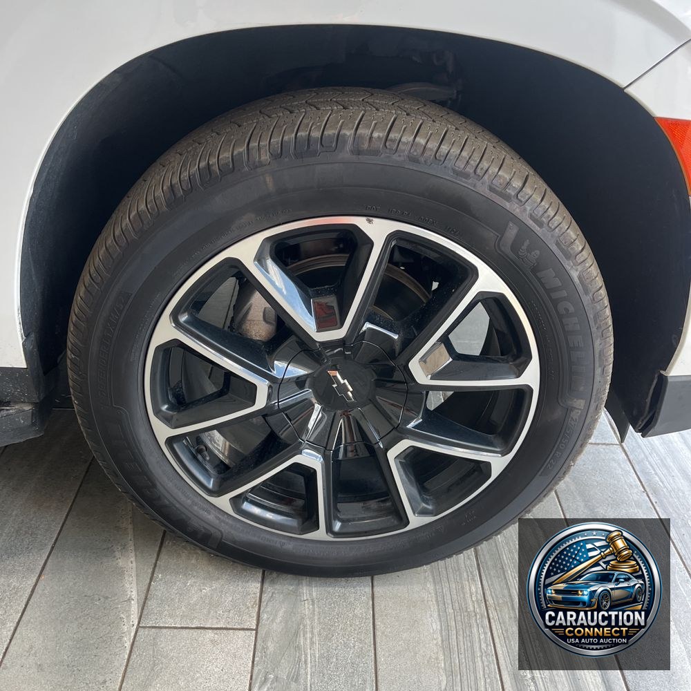 2021 Chevrolet Suburban RST
