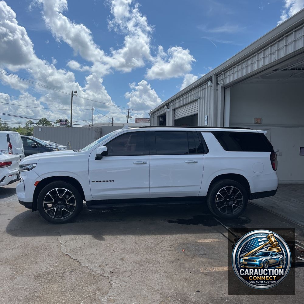 2021 Chevrolet Suburban RST