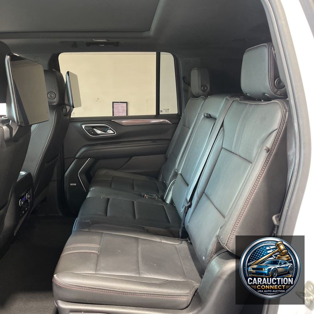 2021 Chevrolet Suburban RST