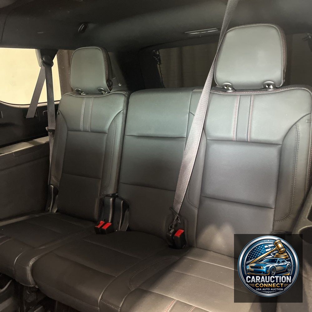2021 Chevrolet Suburban RST