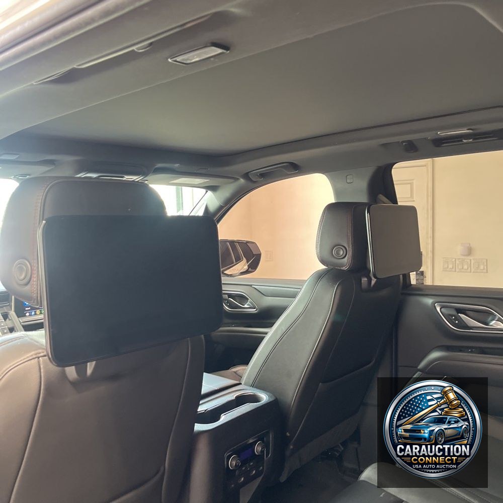 2021 Chevrolet Suburban RST