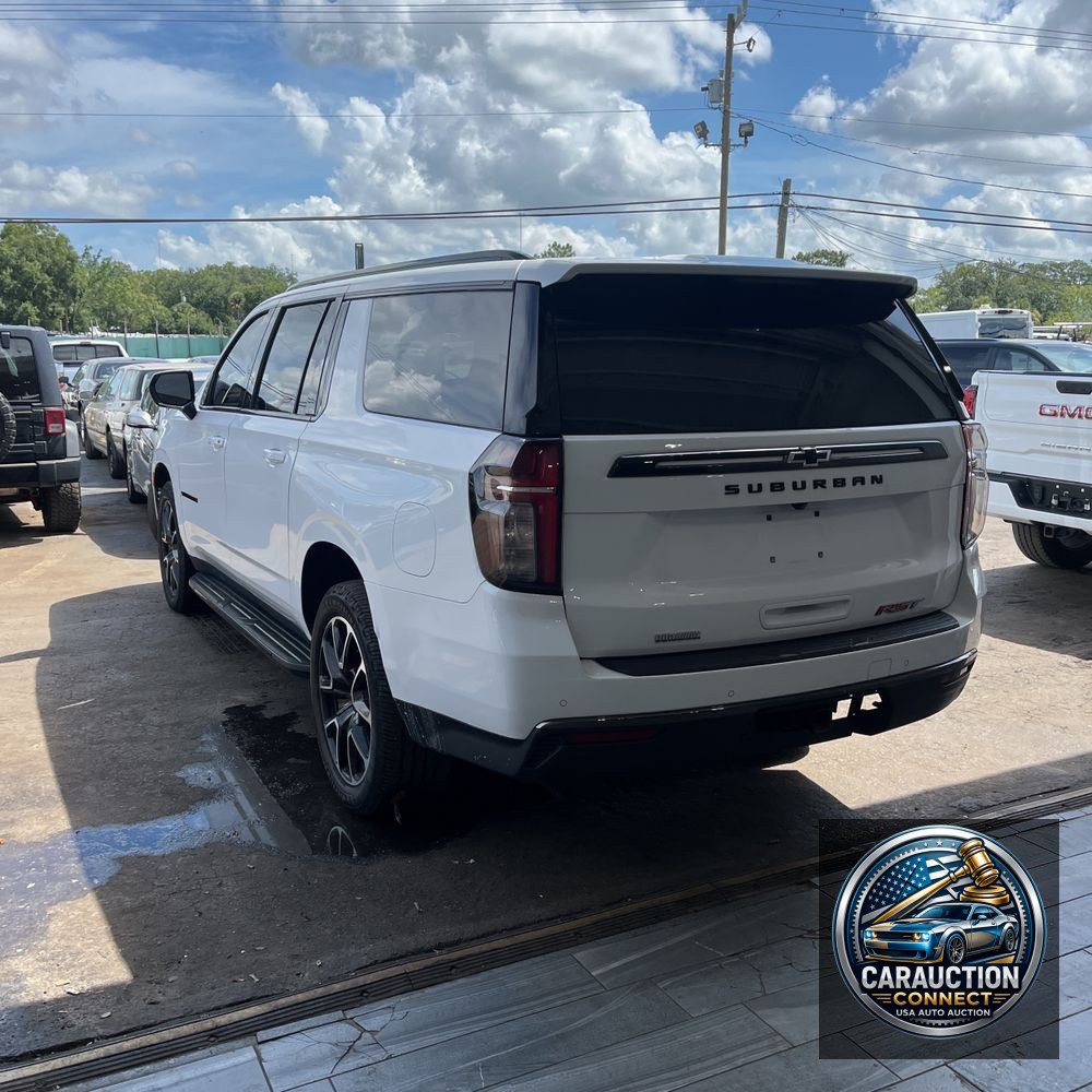 2021 Chevrolet Suburban RST