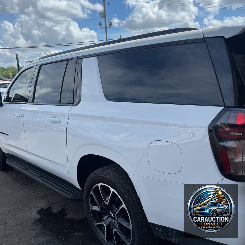 2021 Chevrolet Suburban RST
