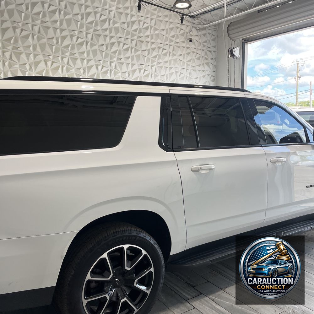 2021 Chevrolet Suburban RST