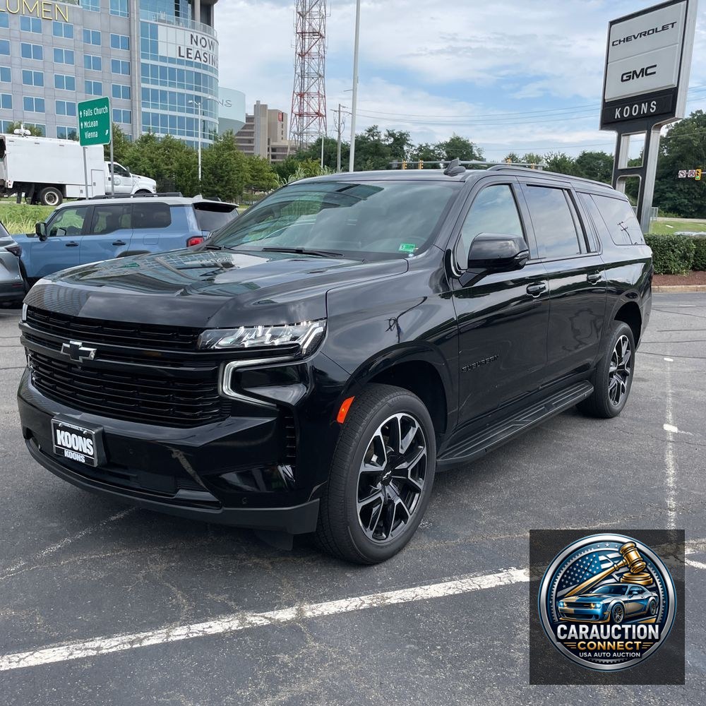 2023 Chevrolet Suburban RST