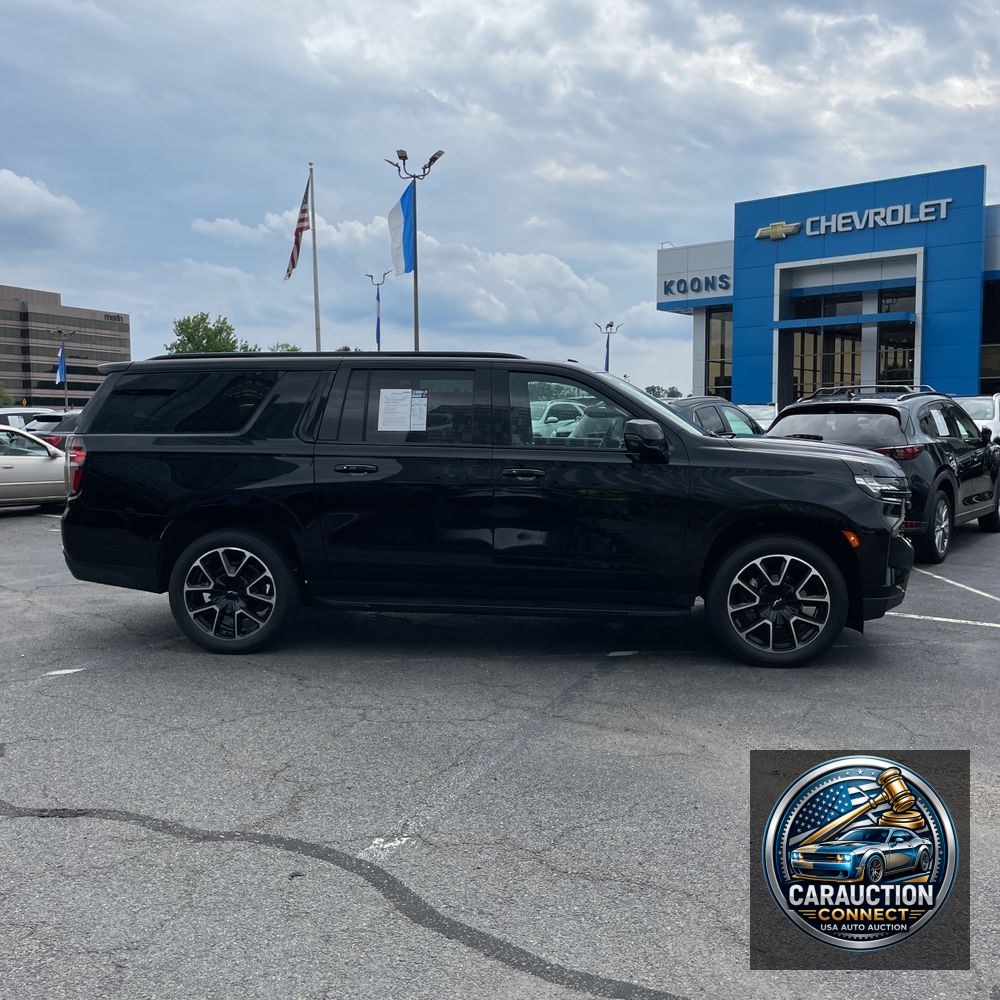 2023 Chevrolet Suburban RST