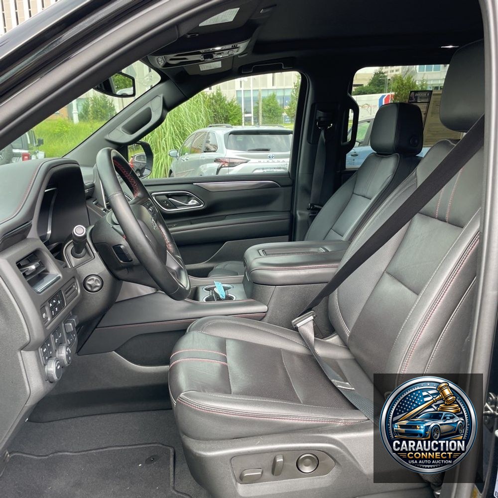 2023 Chevrolet Suburban RST