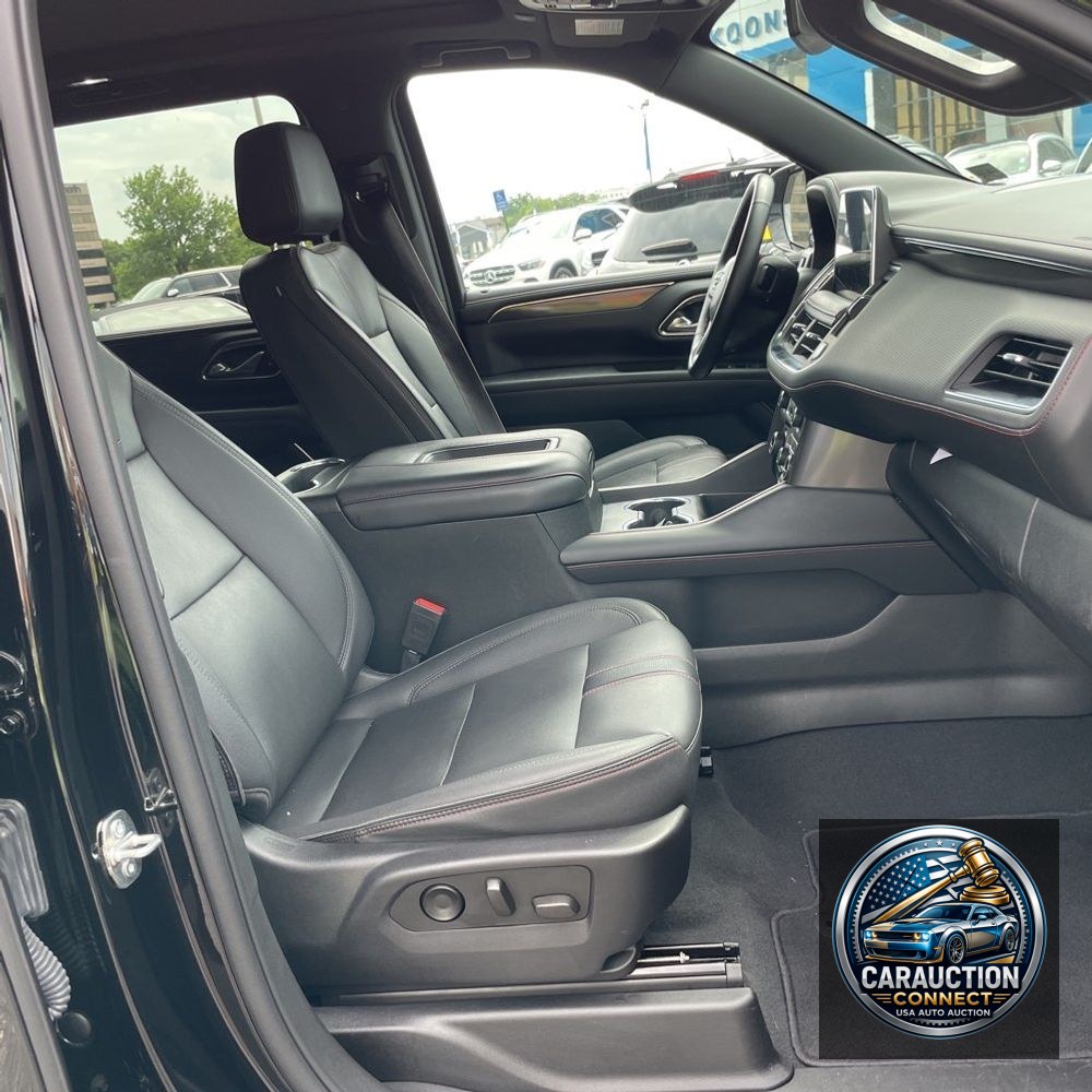 2023 Chevrolet Suburban RST