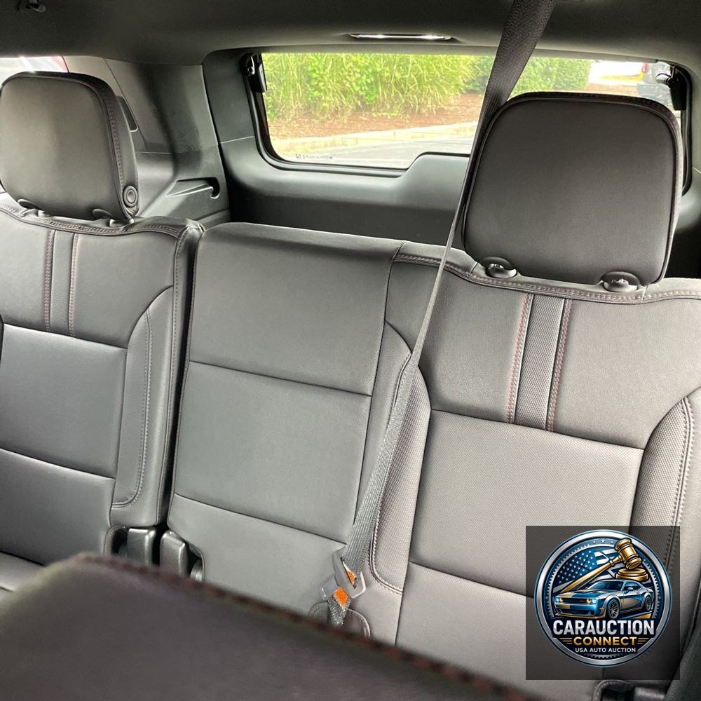 2023 Chevrolet Suburban RST