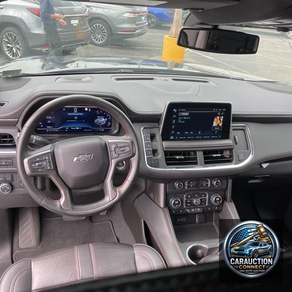 2023 Chevrolet Suburban RST