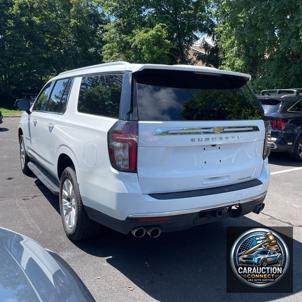 2023 Chevrolet Suburban Premier