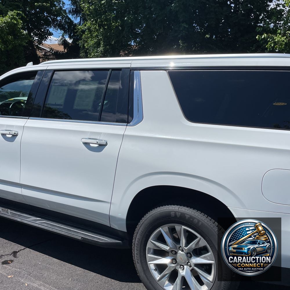 2023 Chevrolet Suburban Premier