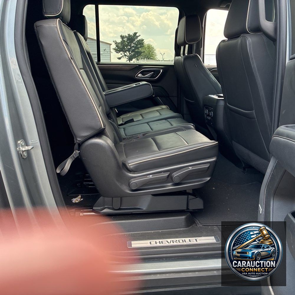 2024 Chevrolet Suburban Premier