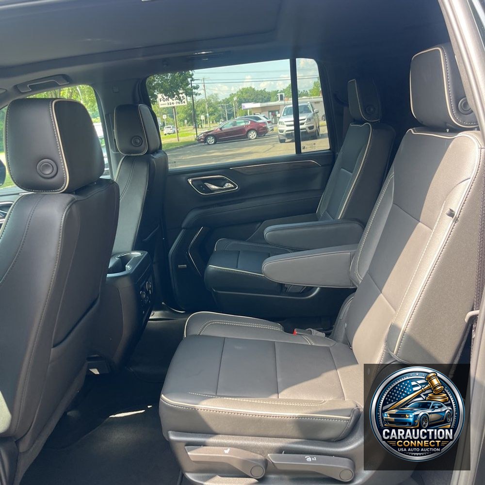 2024 Chevrolet Suburban Premier