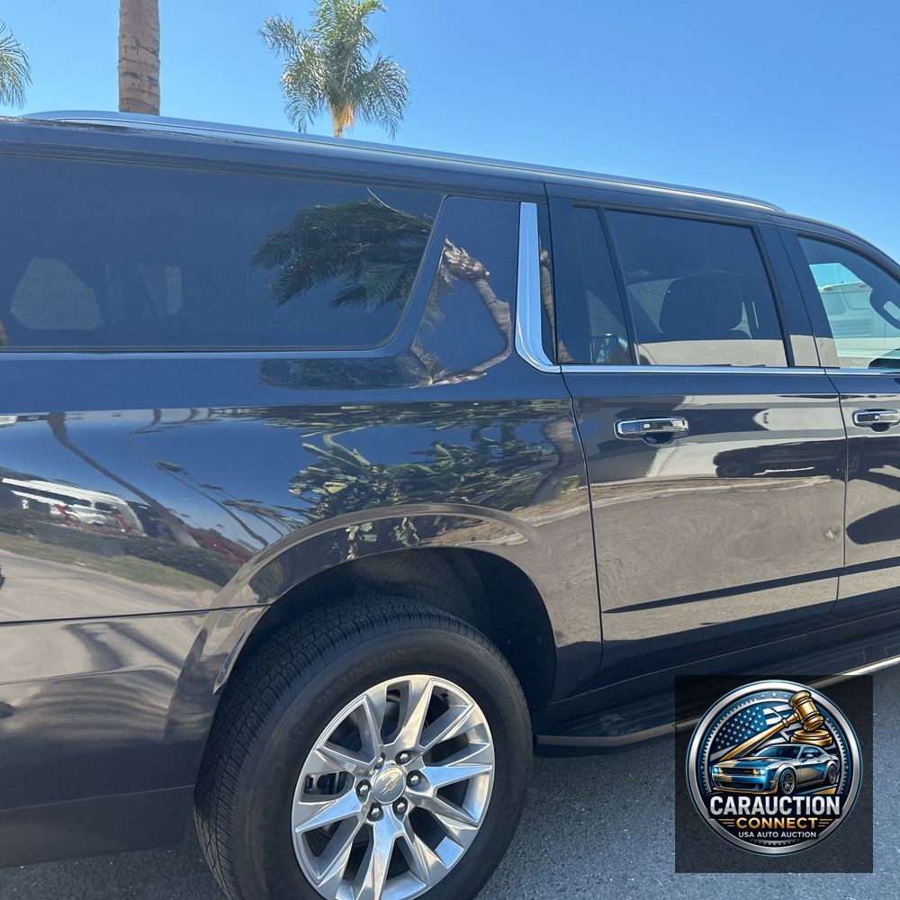 2023 Chevrolet Suburban Premier