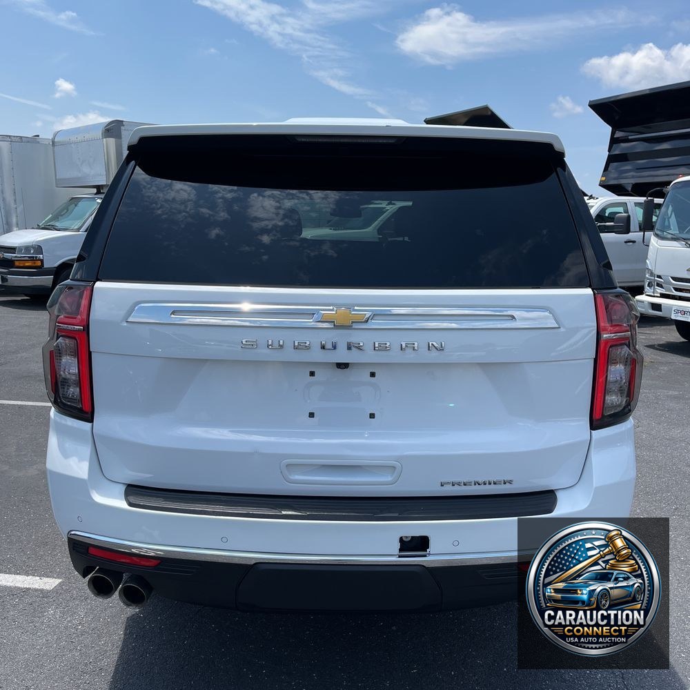 2023 Chevrolet Suburban Premier