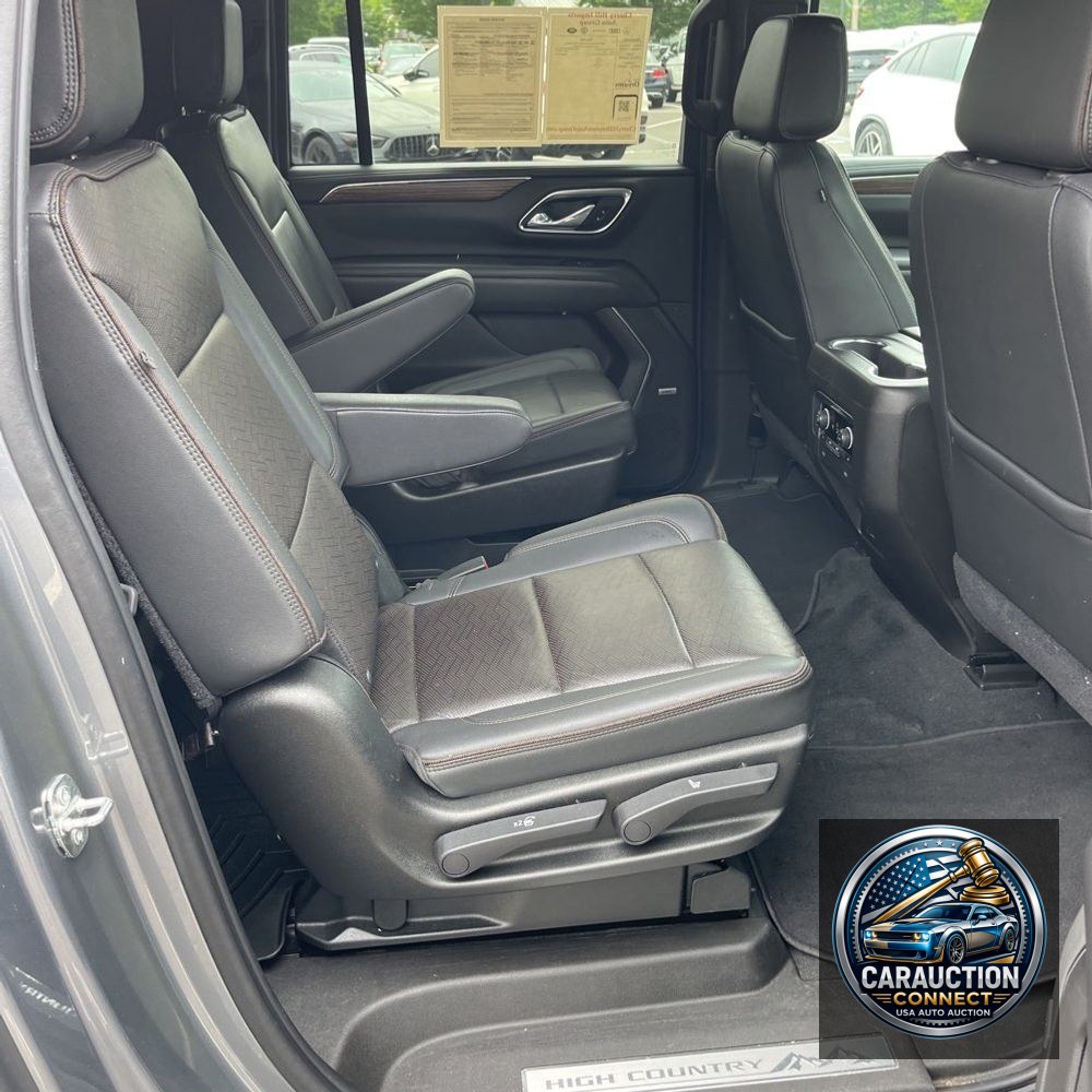 2021 Chevrolet Suburban High Country