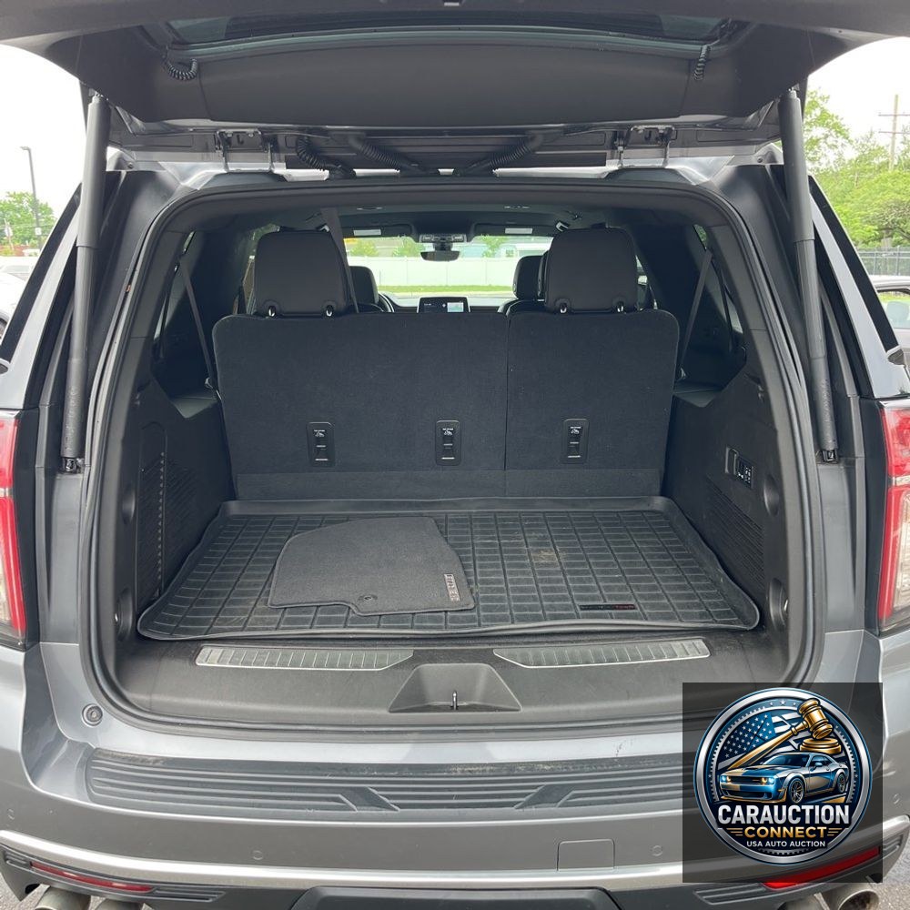 2021 Chevrolet Suburban High Country