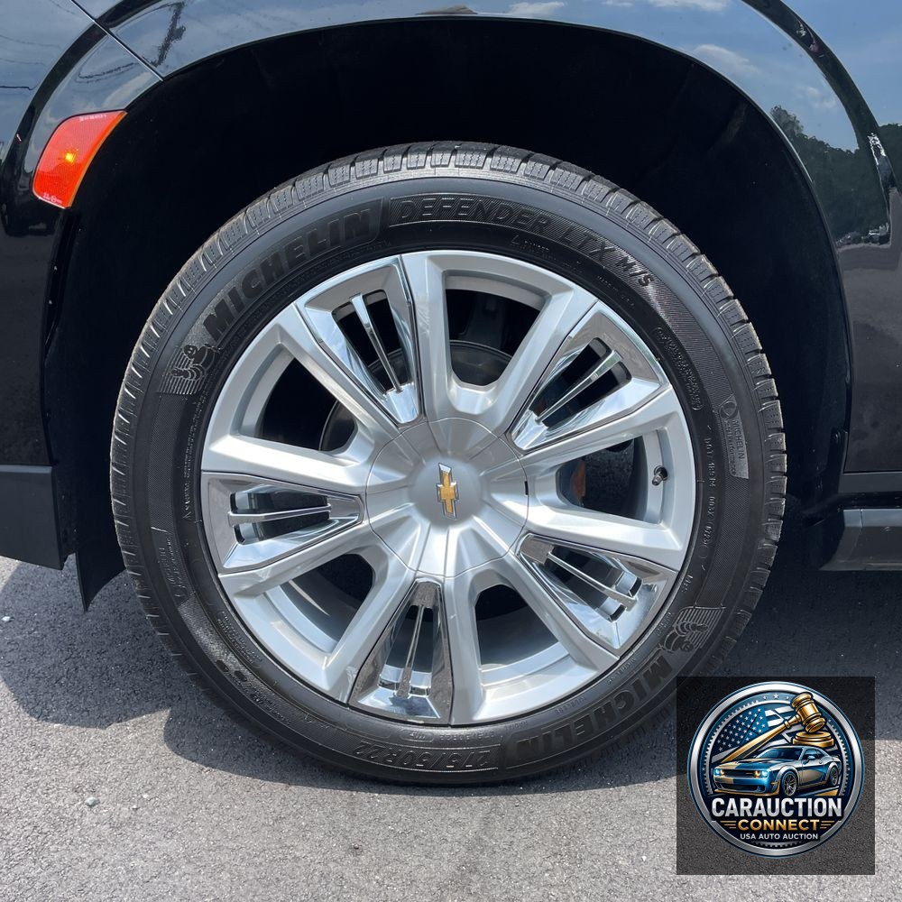 2022 Chevrolet Suburban High Country