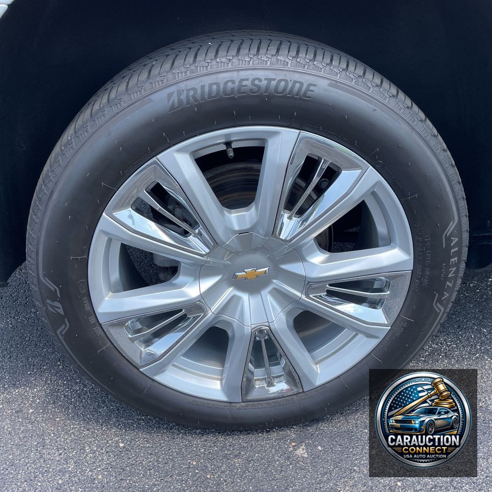 2022 Chevrolet Suburban High Country