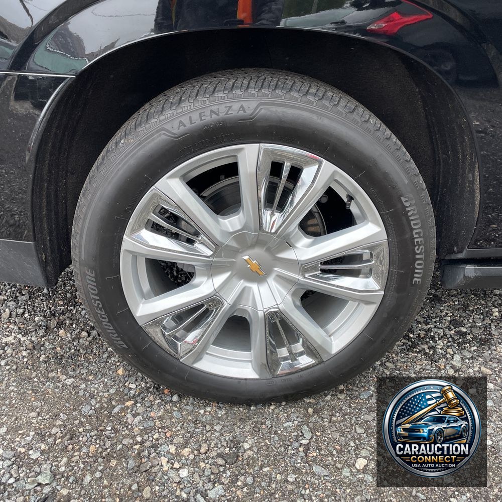 2023 Chevrolet Suburban High Country