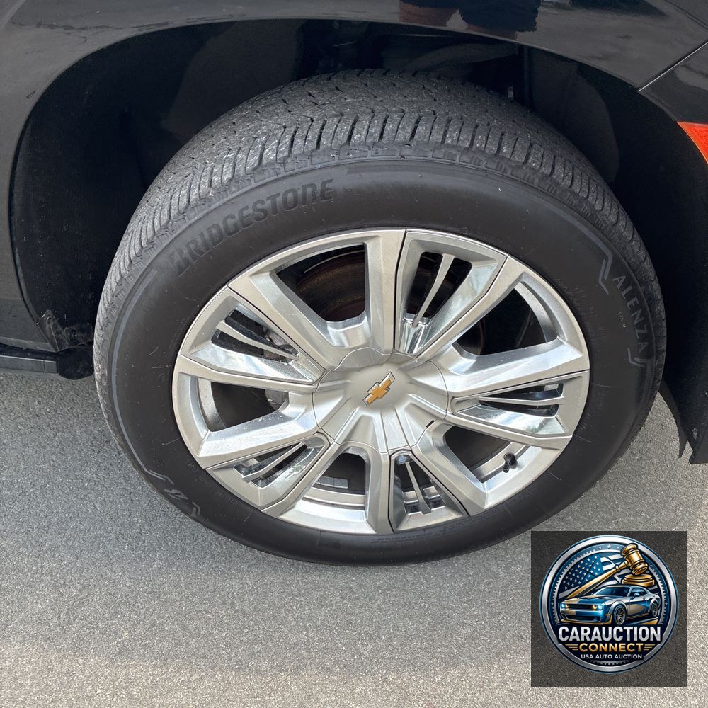 2023 Chevrolet Suburban High Country