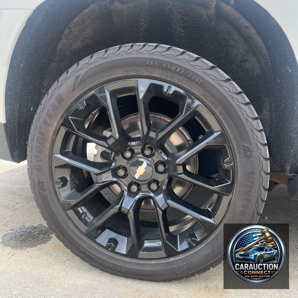 2023 Chevrolet Suburban High Country