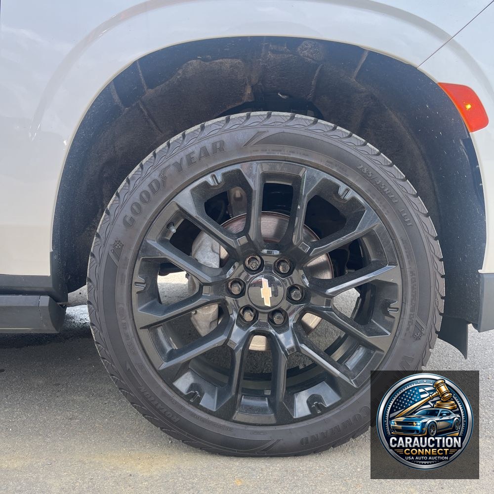 2023 Chevrolet Suburban High Country