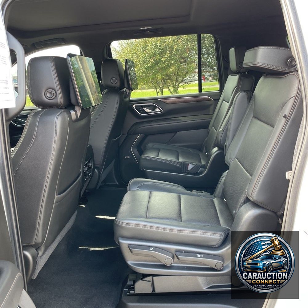 2021 Chevrolet Suburban High Country