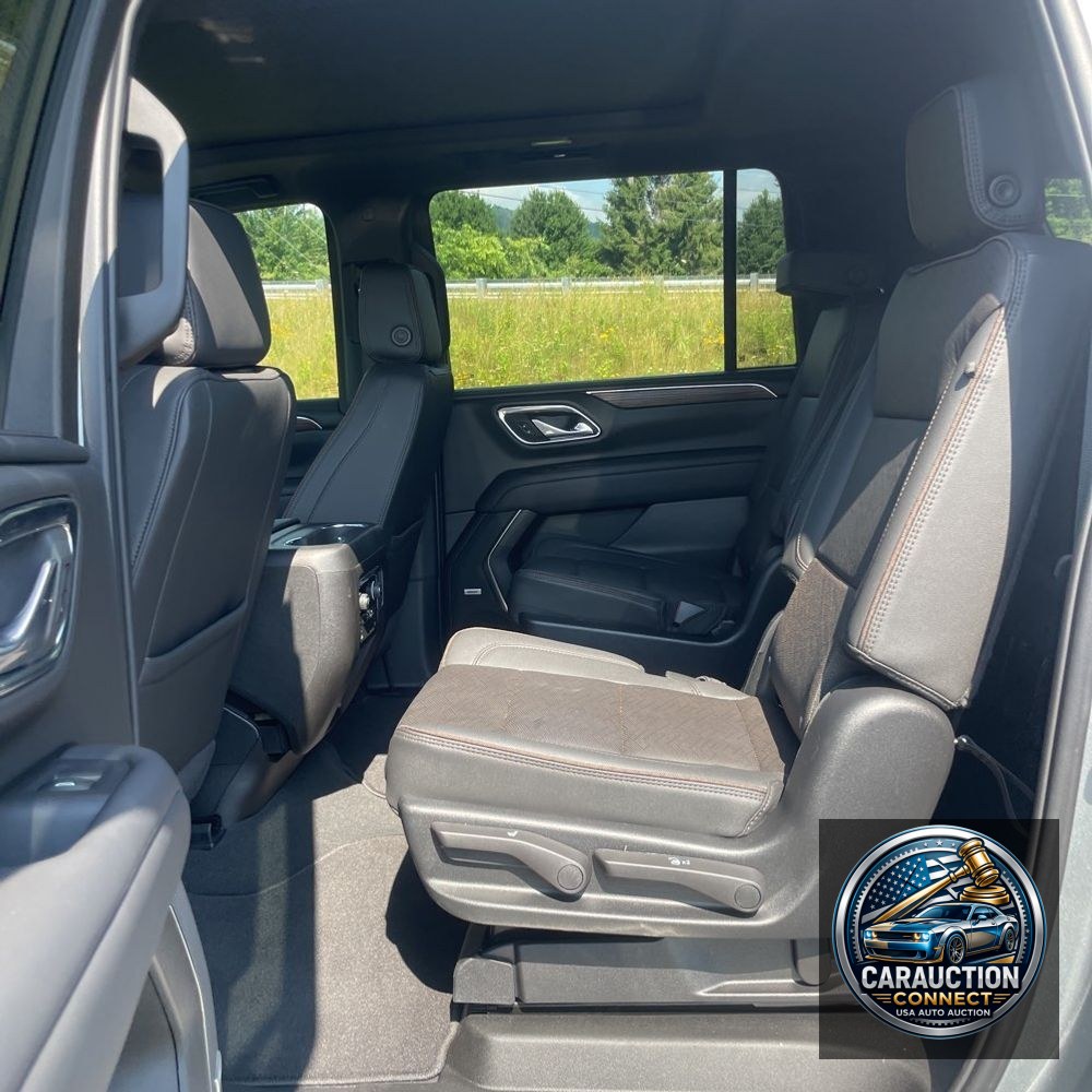 2024 Chevrolet Suburban High Country